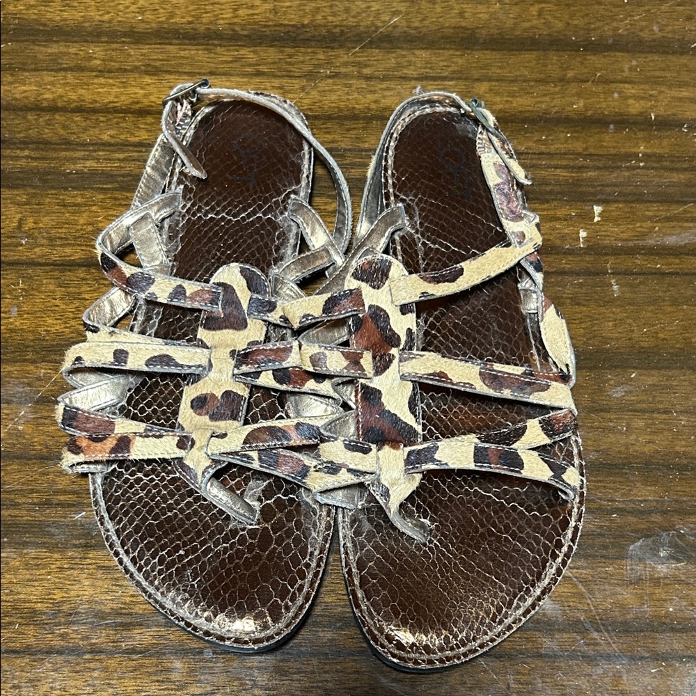 Women’s leopard loft sandals size 8